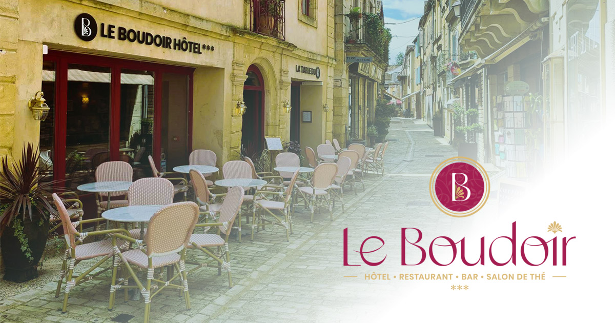 The Boudoir Table — Outdoors